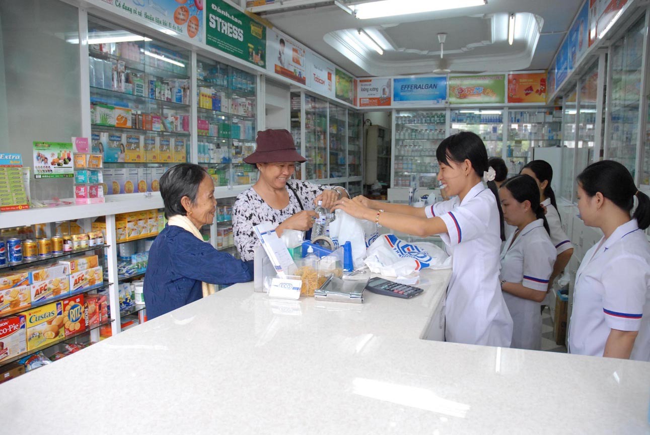 Máy trợ giảng cho quầy bán thuốc